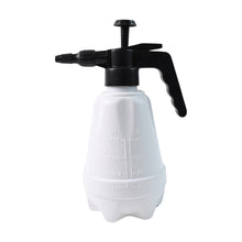 1.5L Heavy-Duty Plastic Pressure Spray Bottle with Adjustable Nozzle